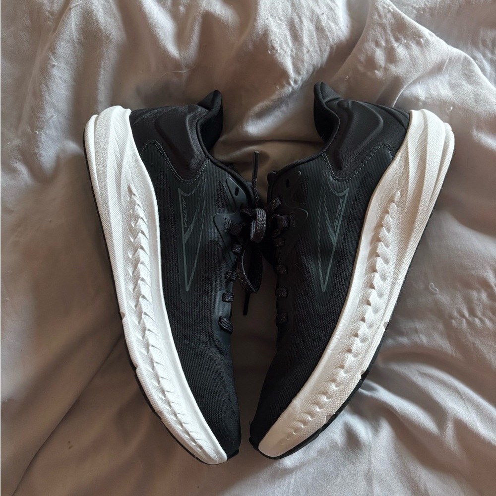 Altra Women's Athletic Shoes - Black and White - Picture 4 of 6